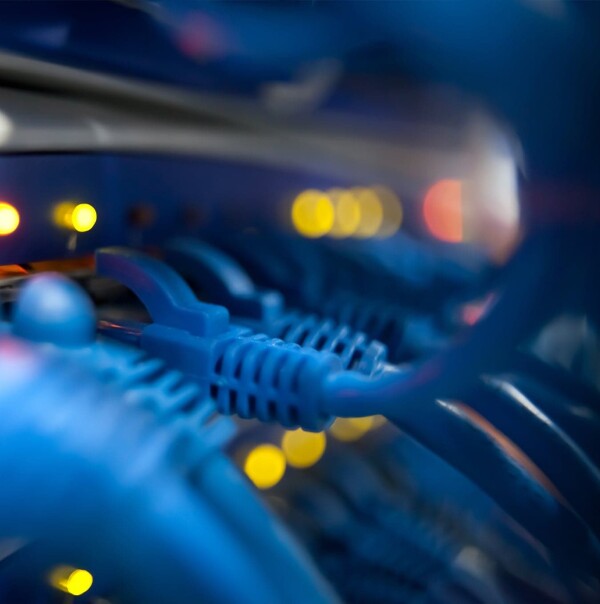 Bezeq. Searchlight Capital